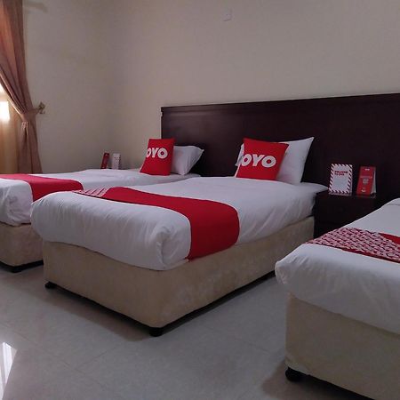 Super Oyo 107 Al Areen Hotel Apartments Shāhiq Kültér fotó