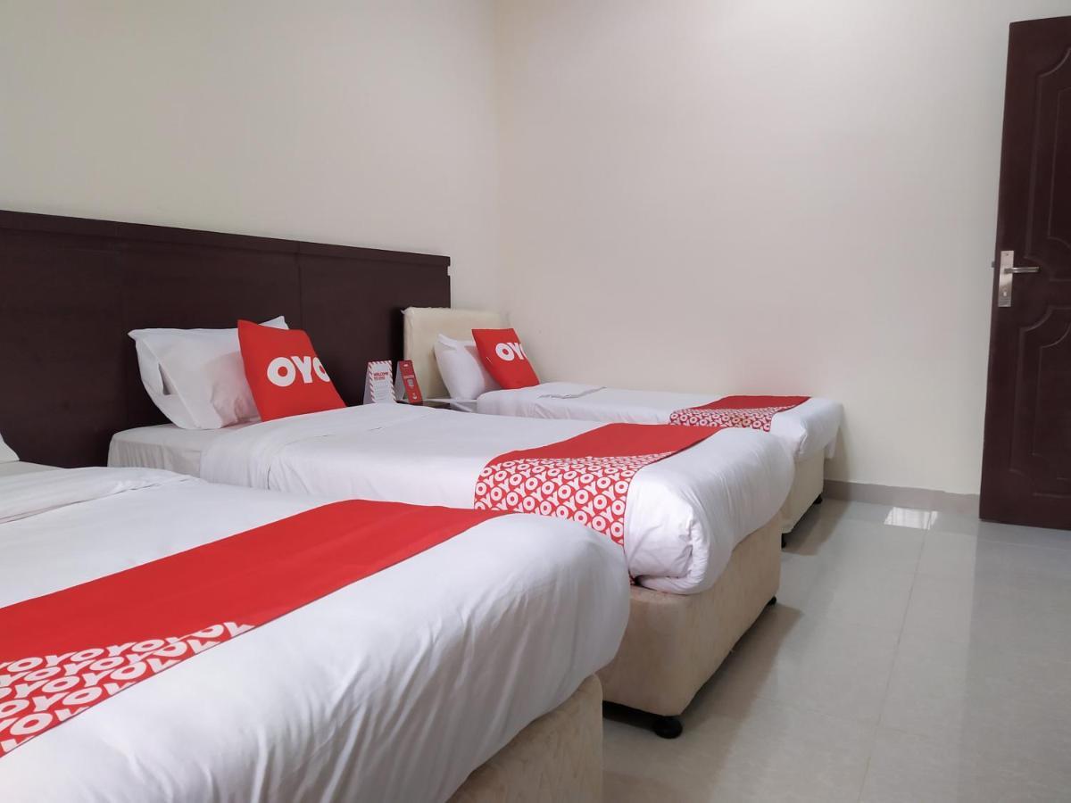 Super Oyo 107 Al Areen Hotel Apartments Shāhiq Kültér fotó