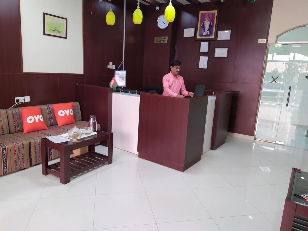 Super Oyo 107 Al Areen Hotel Apartments Shāhiq Kültér fotó